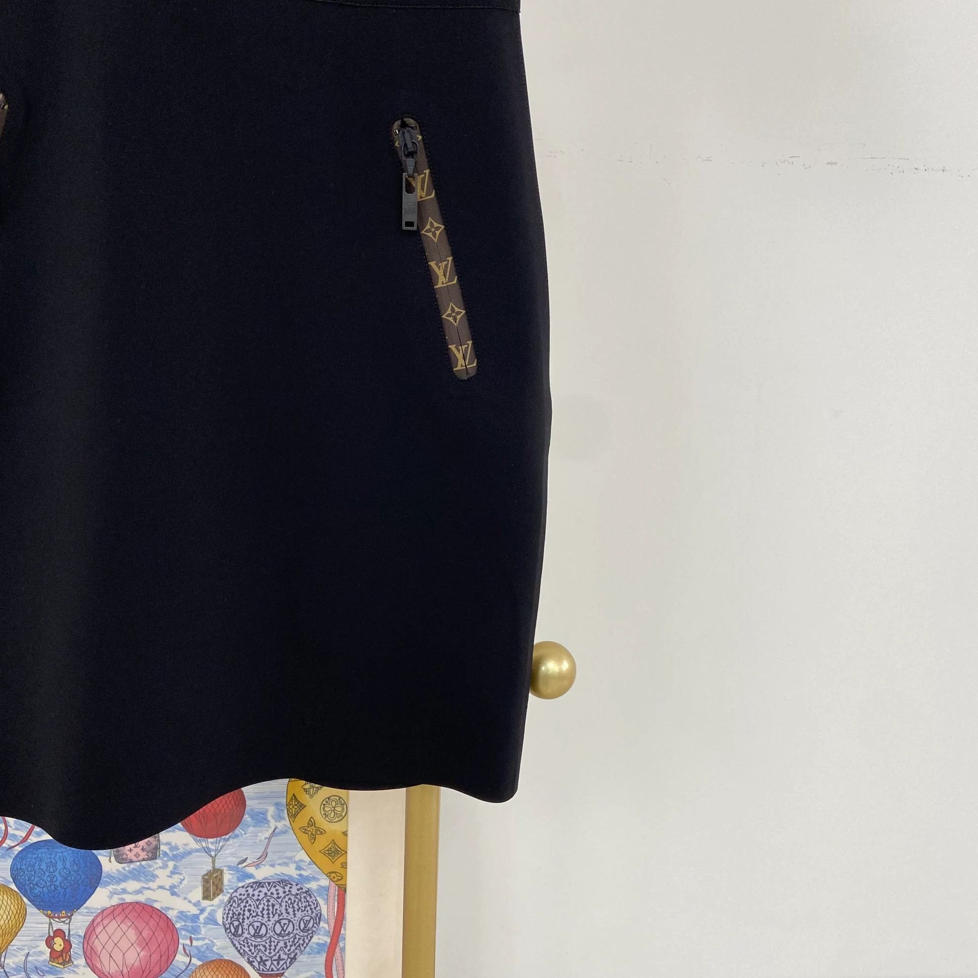 Louis Vuitton Louis Vuitton black waist-cinched dress size 34 Size XS / US 0-2 / IT 36-38 - 5 Thumbnail