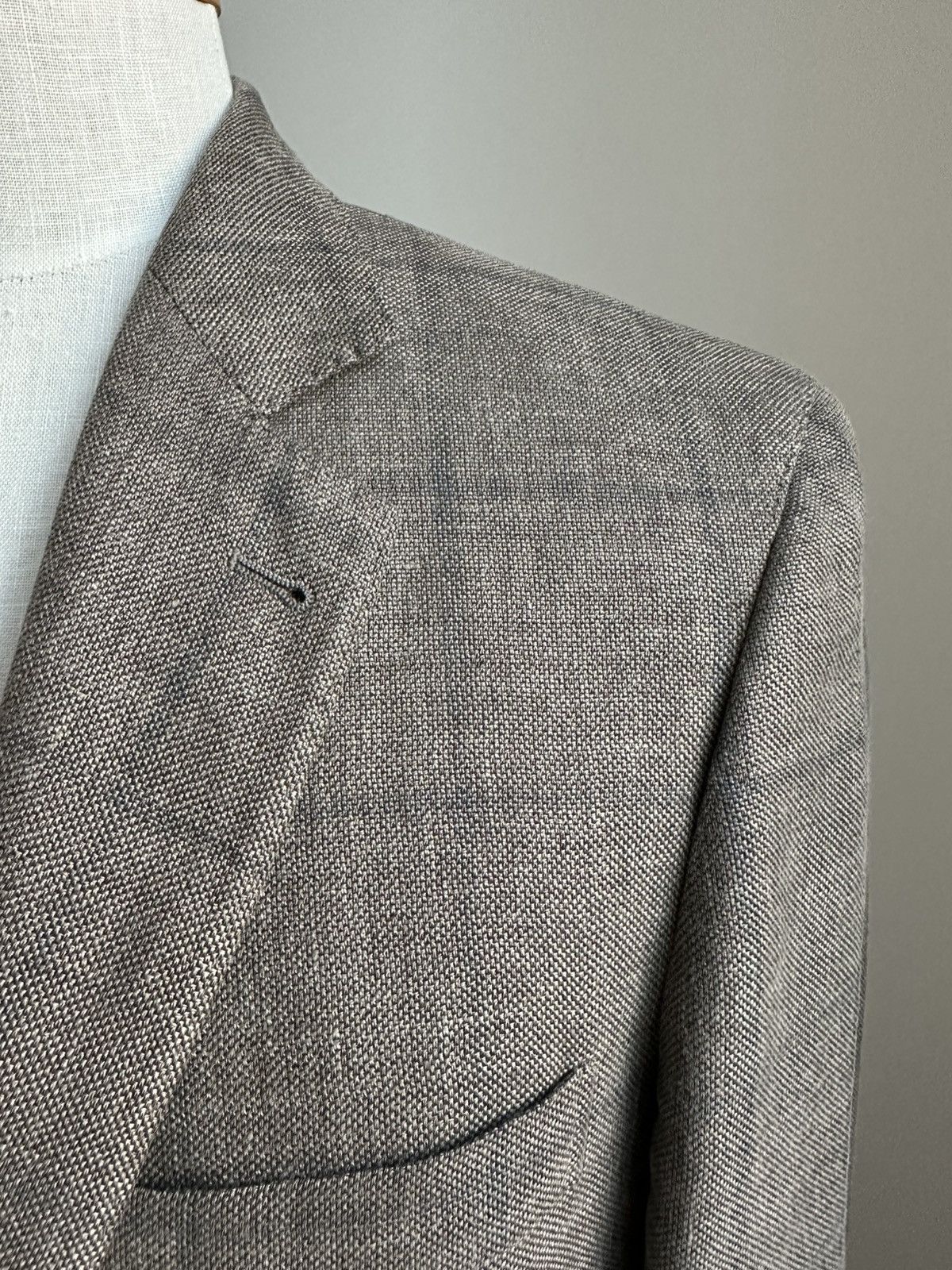Brunello Cucinelli DEAL! Brunello Cucinelli Taupe / Textured Blazer Size 42R - 3 Thumbnail