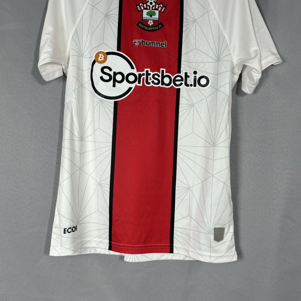 Hummel Hummel Southampton FC jersey medium sportswear vintage Size US M / EU 48-50 / 2 - 3 Thumbnail