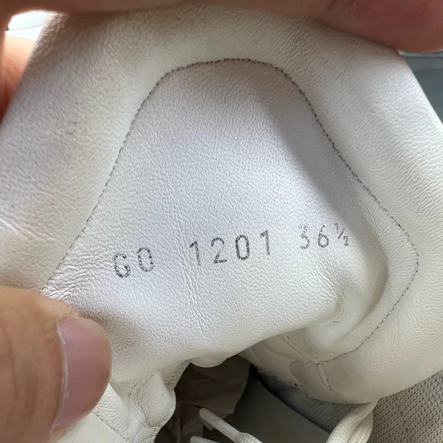Louis Vuitton LV Archlight White Blue Monogram Sneakers 36.5 Size US 5.5 / IT 35.5 - 7 Thumbnail