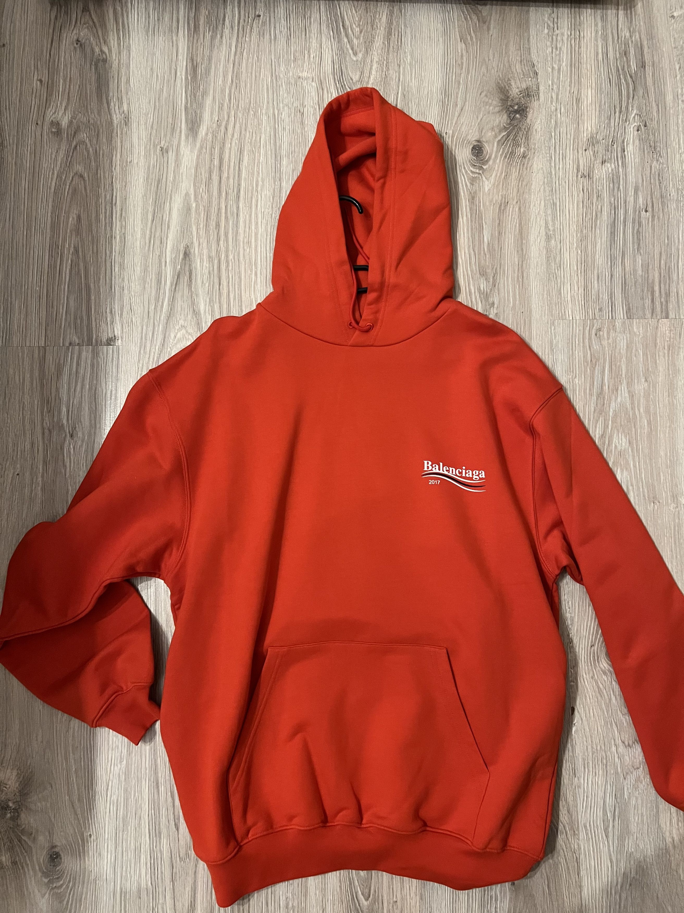 Balenciaga Balenciaga 2017 Campaign Logo Oversized Red Hoodie Size US XS / EU 42 / 0 - 4 Thumbnail
