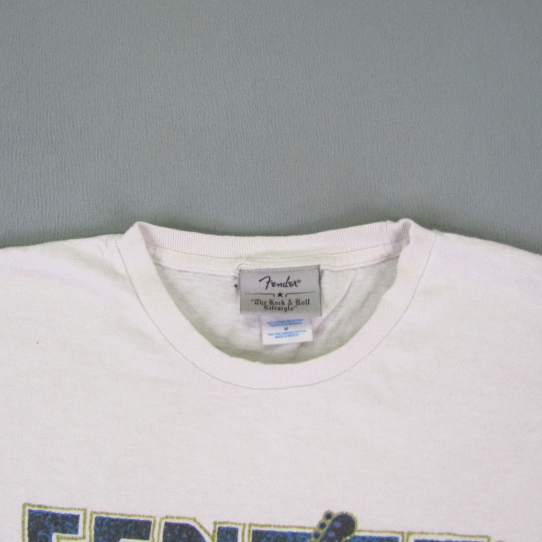 Fender VINTAGE Fender Shirt Mens Medium White Winged Guitar On Tour Telecaster Crewneck Tee Size US M / EU 48-50 / 2 - 5 Thumbnail