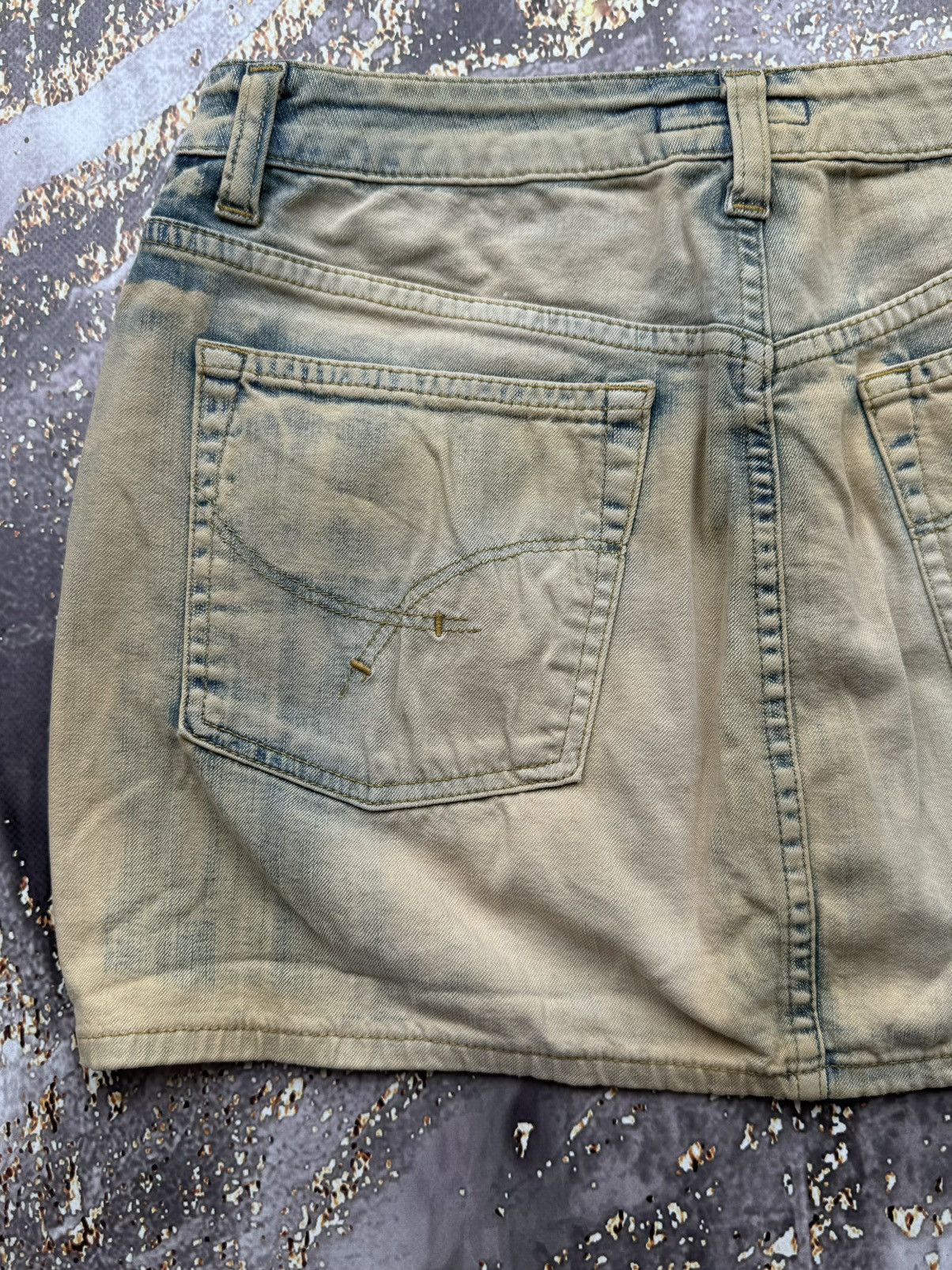 Vintage Vintage Waxed Denim Mini Skirt Size 28" / US 6 / IT 42 - 9 Thumbnail
