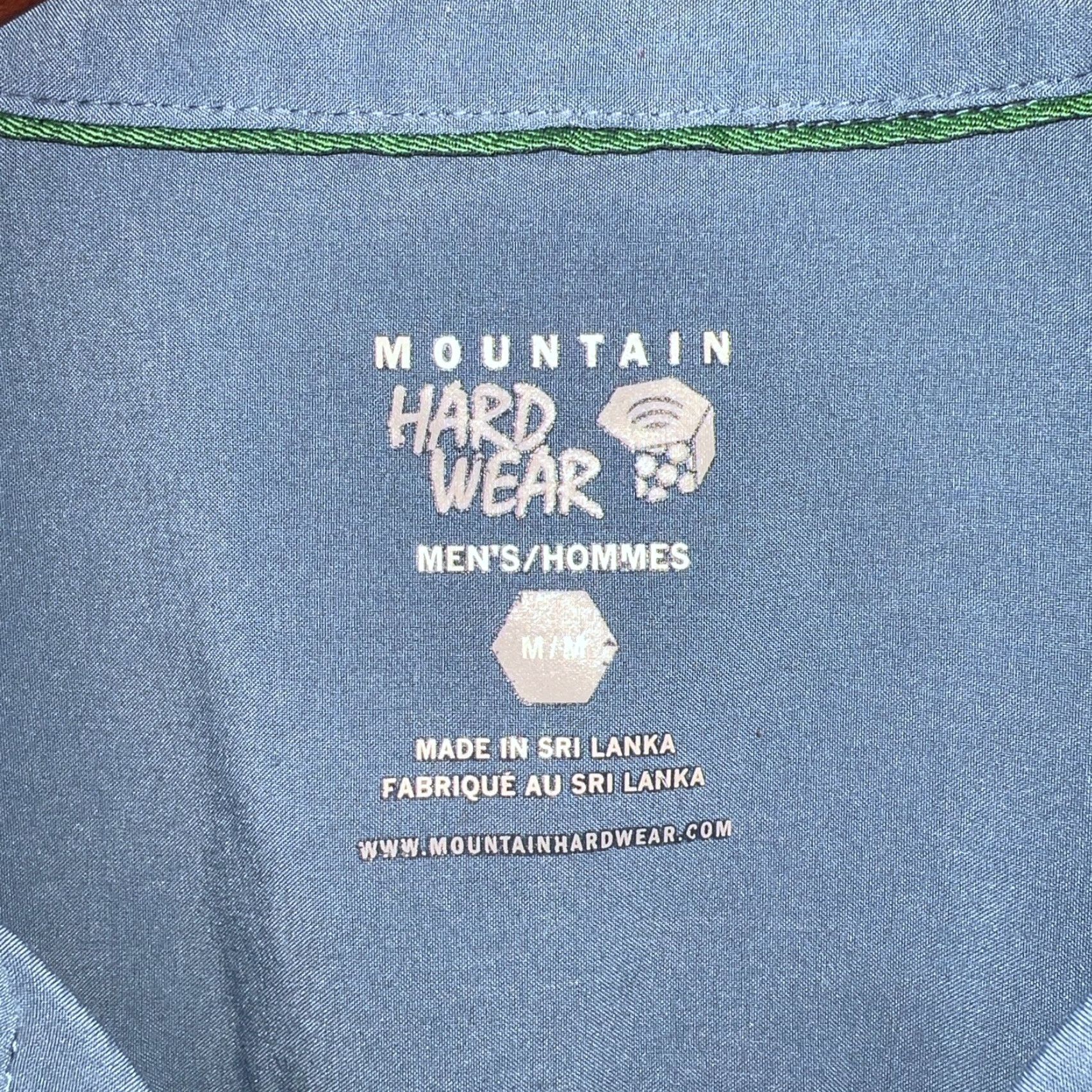 Mountain Hardwear VINTAGE Mountain Hardwear Short Sleeve Button-Up Shirt Mens Size M Blue Casual Fashion Size US M / EU 48-50 / 2 - 3 Thumbnail