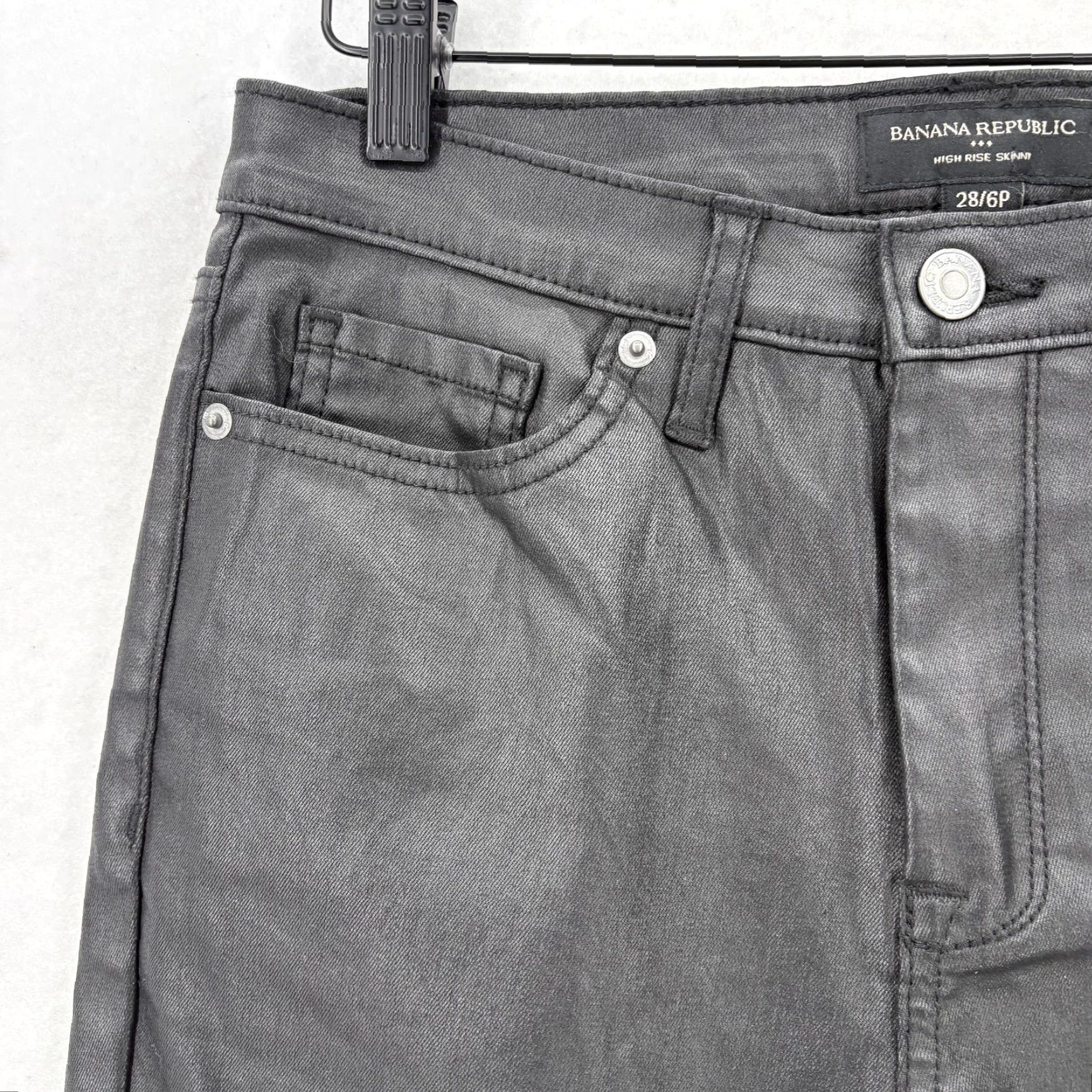 Banana Republic Banana Republic High Rise Skinny Jeans Womens 6P Petite Black NWT Stretch Coated Denim 5-Pocket Rise Slim Inseam 26in XS? Size 28" / US 6 / IT 42 - 3 Thumbnail