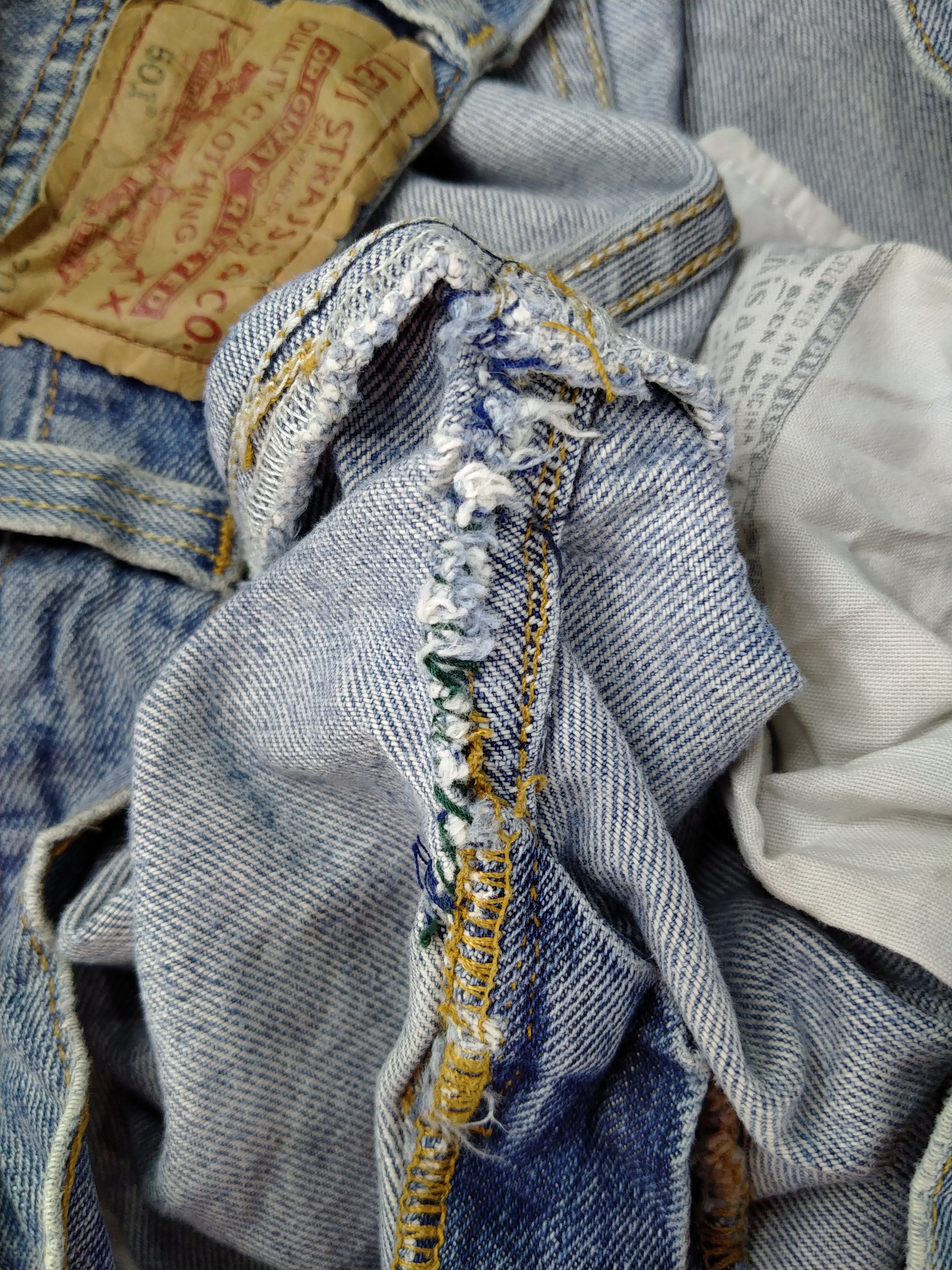 Levi's Straight Leg Vintage Levi's 501 37x27.5 Denim -JN345 Size US 37 - 10 Thumbnail