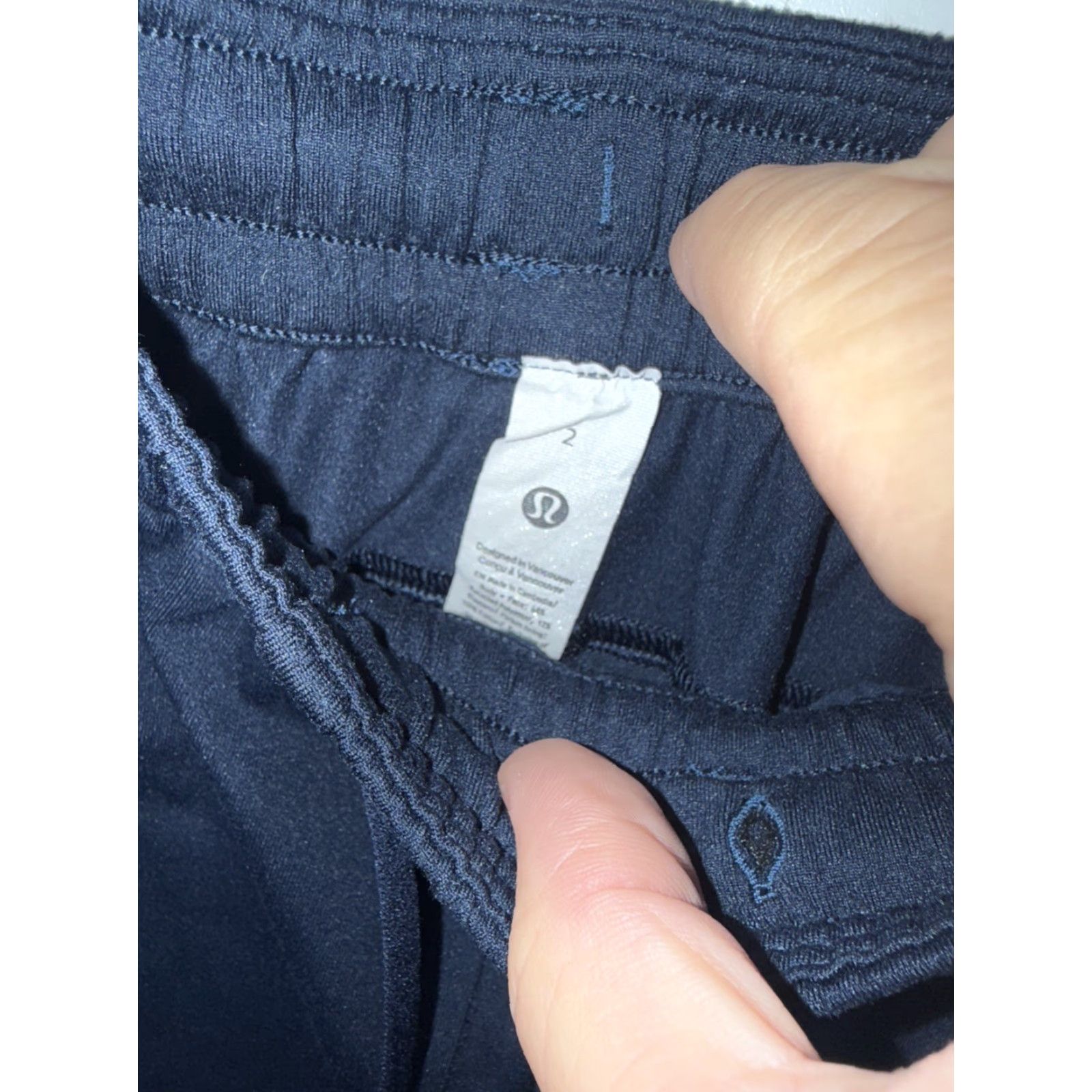 Lululemon VINTAGE Lululemon Women’s Sweatpants Drawstring Joggers Activewear Size 2 Navy Blue Size 26" / US 2 / IT 38 - 5 Thumbnail