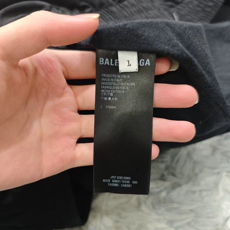 Balenciaga Balenciaga Black, red and white color-matching school unifo Size US S / EU 44-46 / 1 - 3 Thumbnail