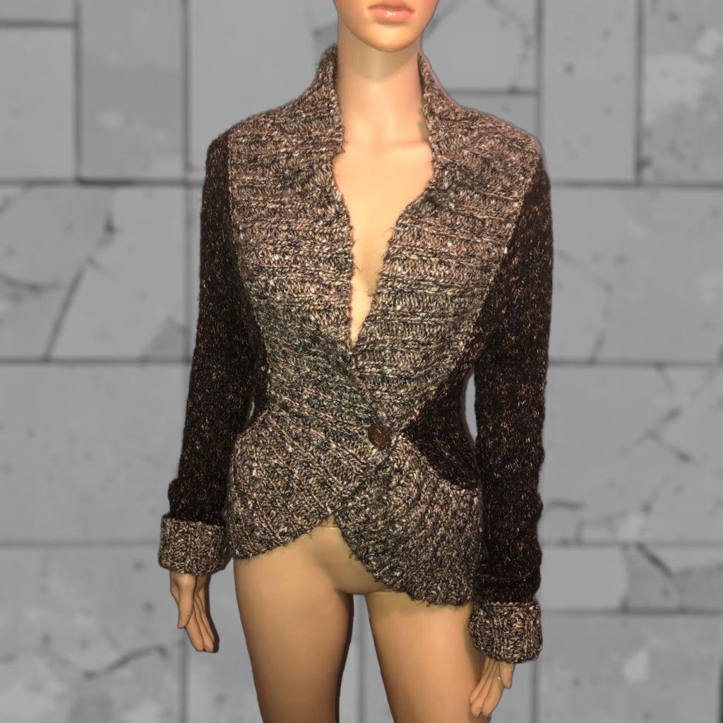 Vintage BKE Womens Soft Acrylic 1 Button Sweater Size M Multifunction Size M / US 6-8 / IT 42-44 - 1 Thumbnail