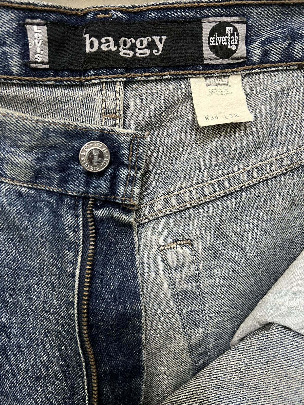Levi's × Vintage Vintage Levi's SilverTab Baggy Size US 34 / EU 50 - 1 Thumbnail