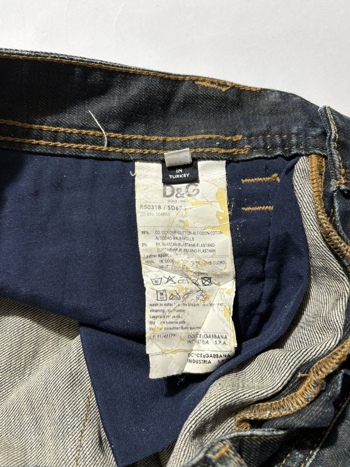 Dolce & Gabbana 00’s DOLCE & GABBANA MUD WASH DENIM JEANS Size US 33 - 11 Thumbnail