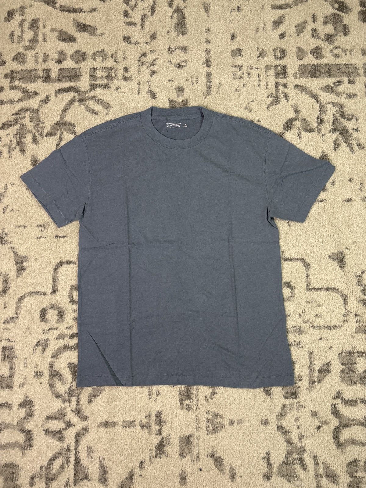 Abercrombie & Fitch SOFT & AF COLLECTION RELAXED ESSENTIAL TEE (BLUE) Size US M / EU 48-50 / 2 - 1 Thumbnail