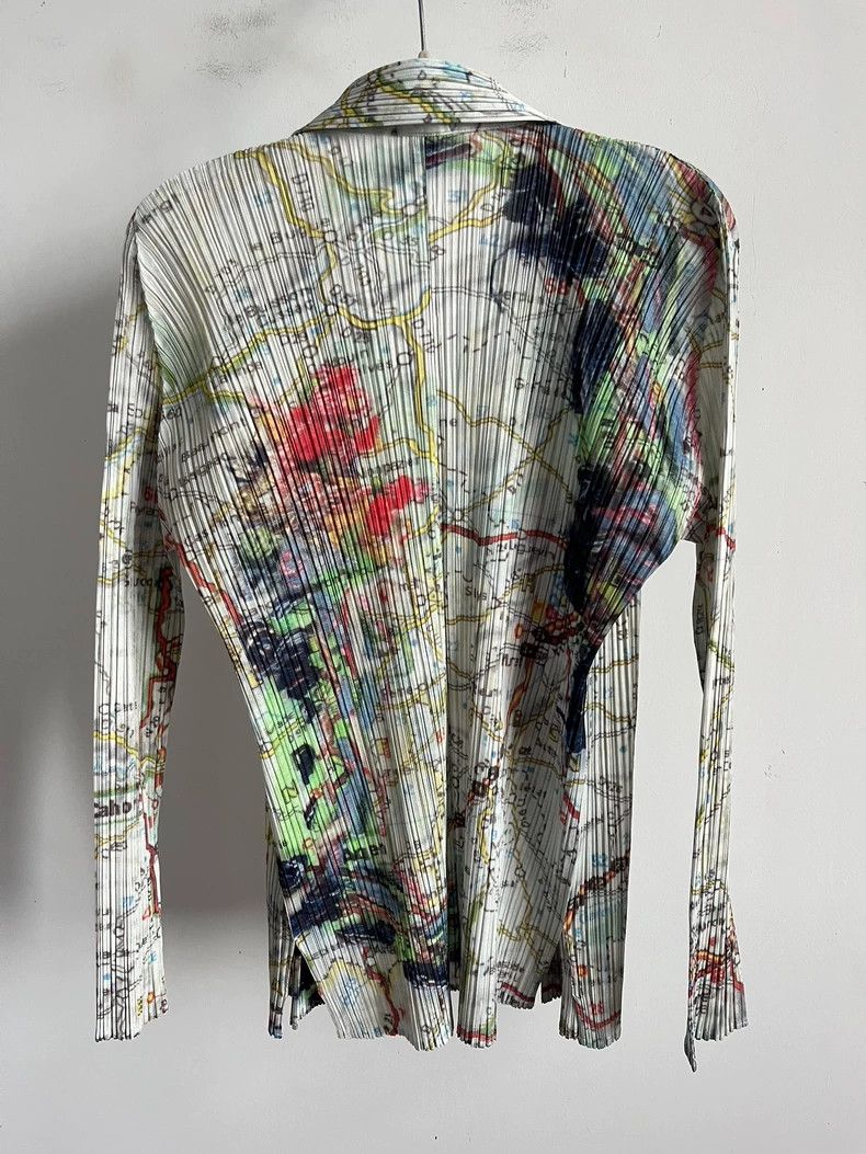 Issey Miyake Issey Miyake Map pleated coat Size XXL / US 16-18 / IT 52-54 - 2 Thumbnail
