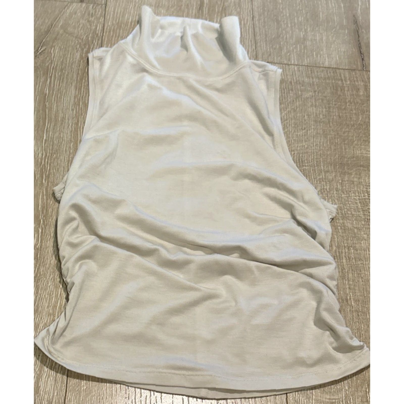Lululemon Lululemon See The Horizon Tank Womens Activewear Sleeveless Turtleneck Beige Small Size ONE SIZE - 2 Thumbnail