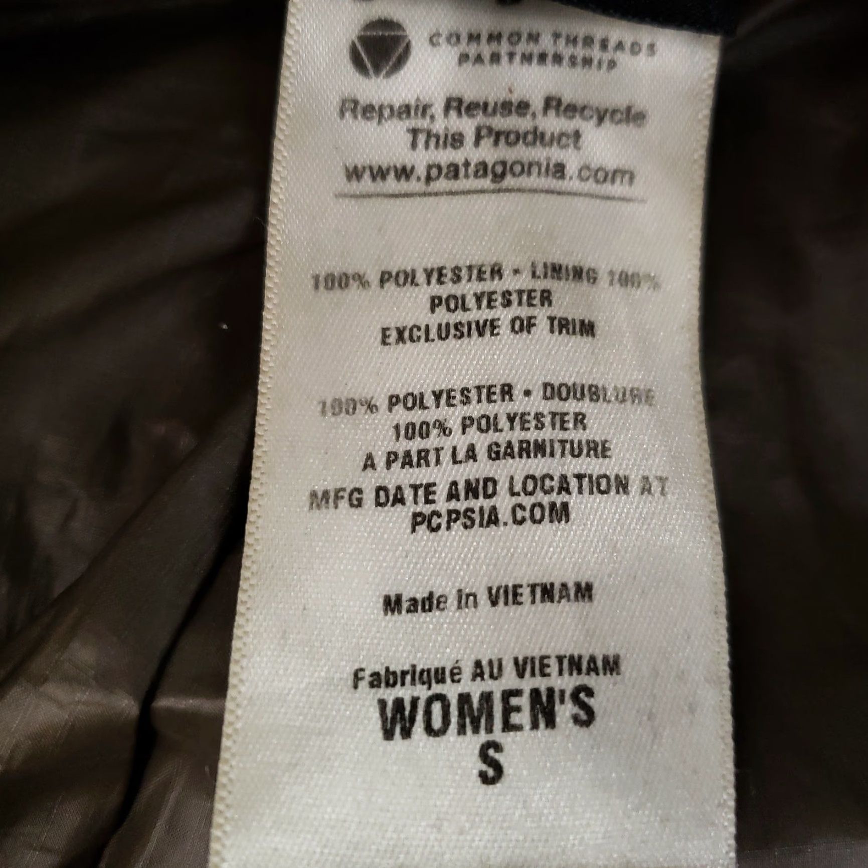 Patagonia Patagonia Jacket Womens Small Beige Full Zip Fleece Retro Outdoors Pile Sherpa Pockets Lined All Seasons Zipper Logo Short Style Size S / US 4 / IT 40 - 5 Thumbnail
