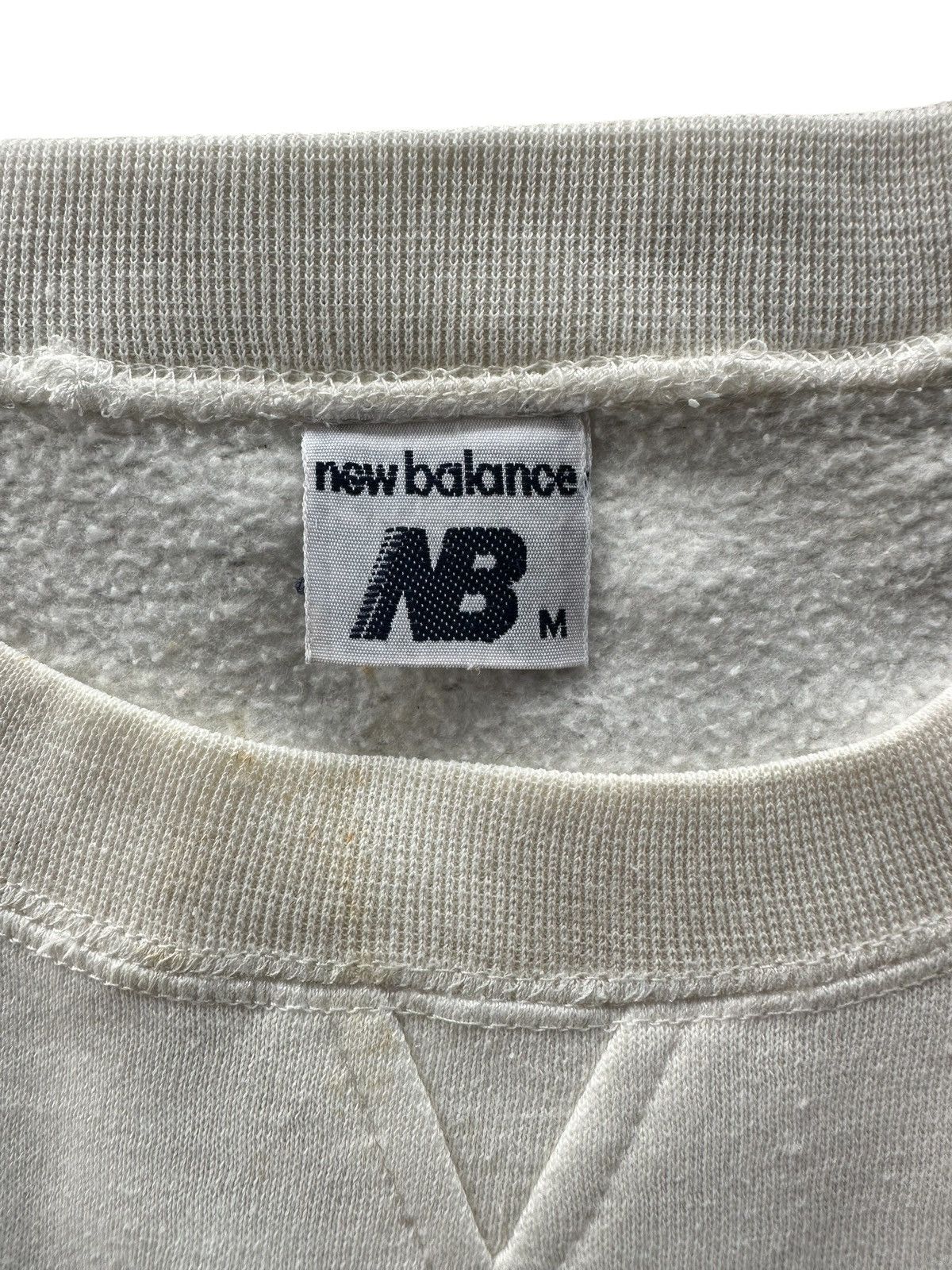 New Balance New Balance Sweatshirt Vintage Big Logo SIZE M Size US M / EU 48-50 / 2 - 13 Thumbnail