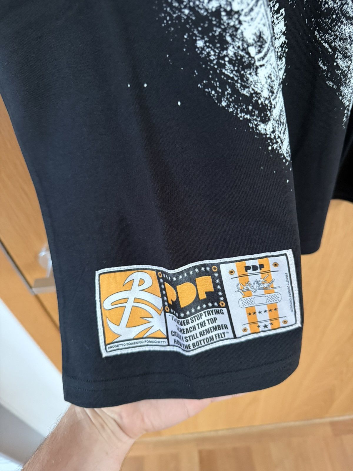 PDF PDF Channel SKINNY BARTI SEMPRE LIBERI Tshirt SS26 Size US L / EU 52-54 / 3 - 3 Thumbnail