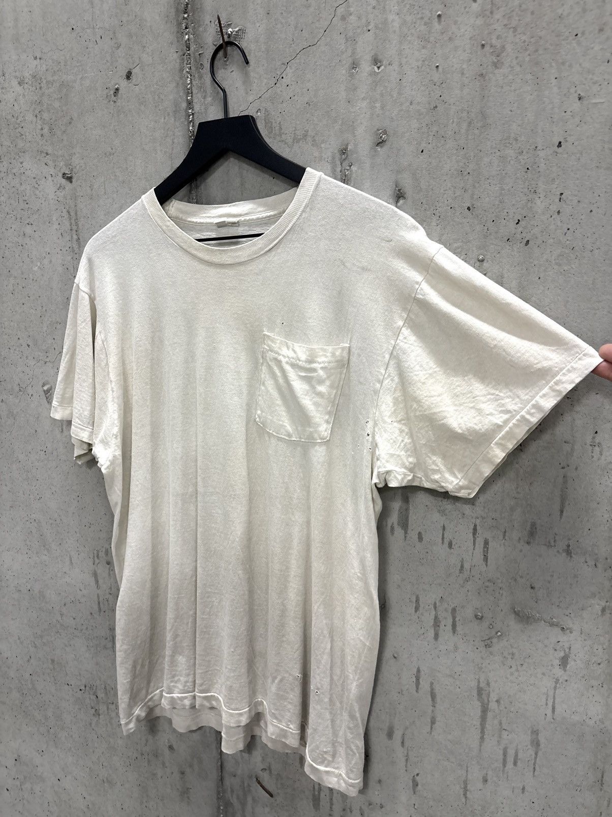 Vintage Vintage Blank Shirt Thrashed Faded Distressed Grunge Band Size US L / EU 52-54 / 3 - 3 Thumbnail