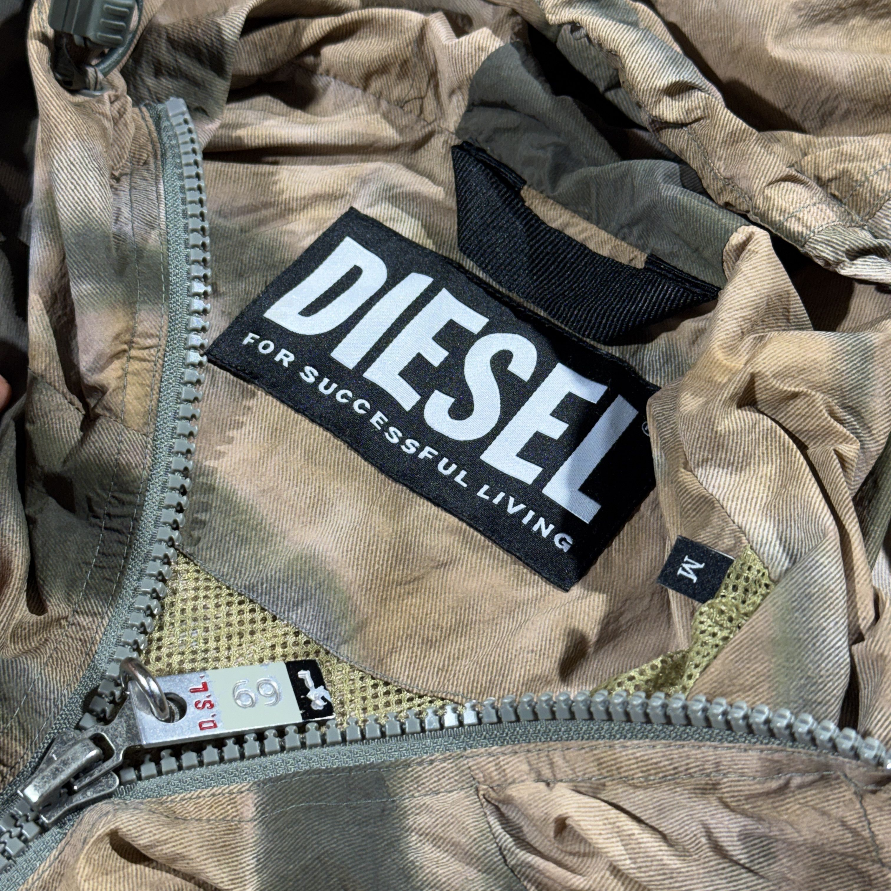 Diesel Neylon Diesel J-Warrett-CMF Camo Windbreaker Jacket Fits L Size US L / EU 52-54 / 3 - 5 Thumbnail