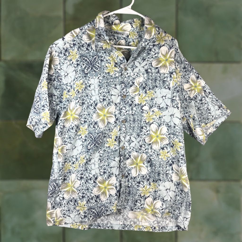 Billabong VINTAGE? No. Size US XL / EU 56 / 4 - 1 Thumbnail