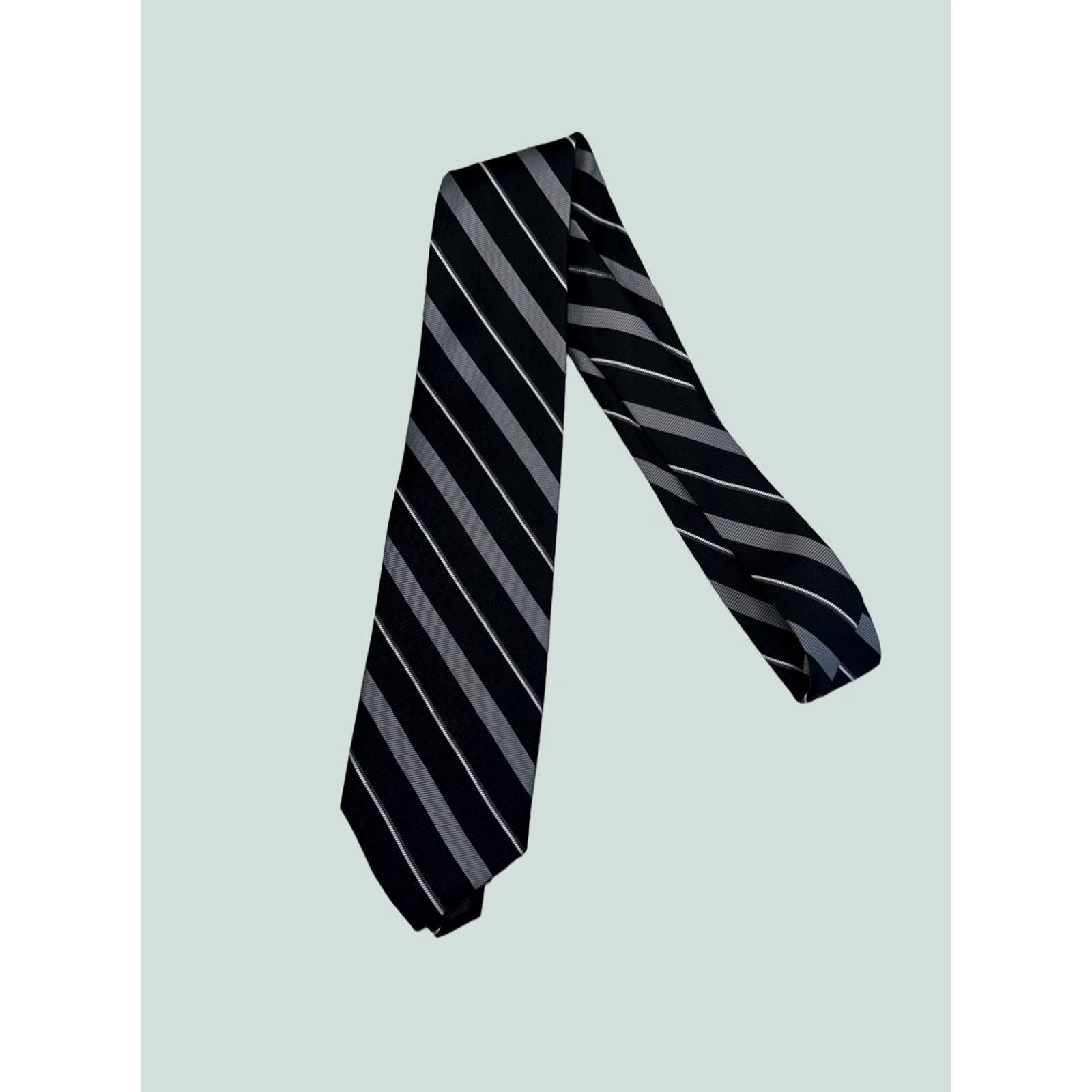 Vintage Giovanni Tie 54 Inch Black And Silver Striped Tie Mens Size ONE SIZE - 1 Thumbnail