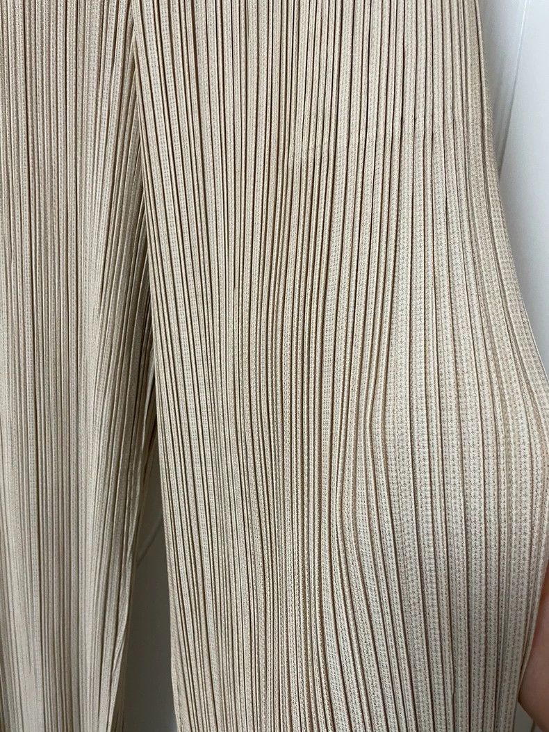 Issey Miyake Issey Miyake size:1 Beige pleated pants Size 42" / US 20 - 2 Thumbnail