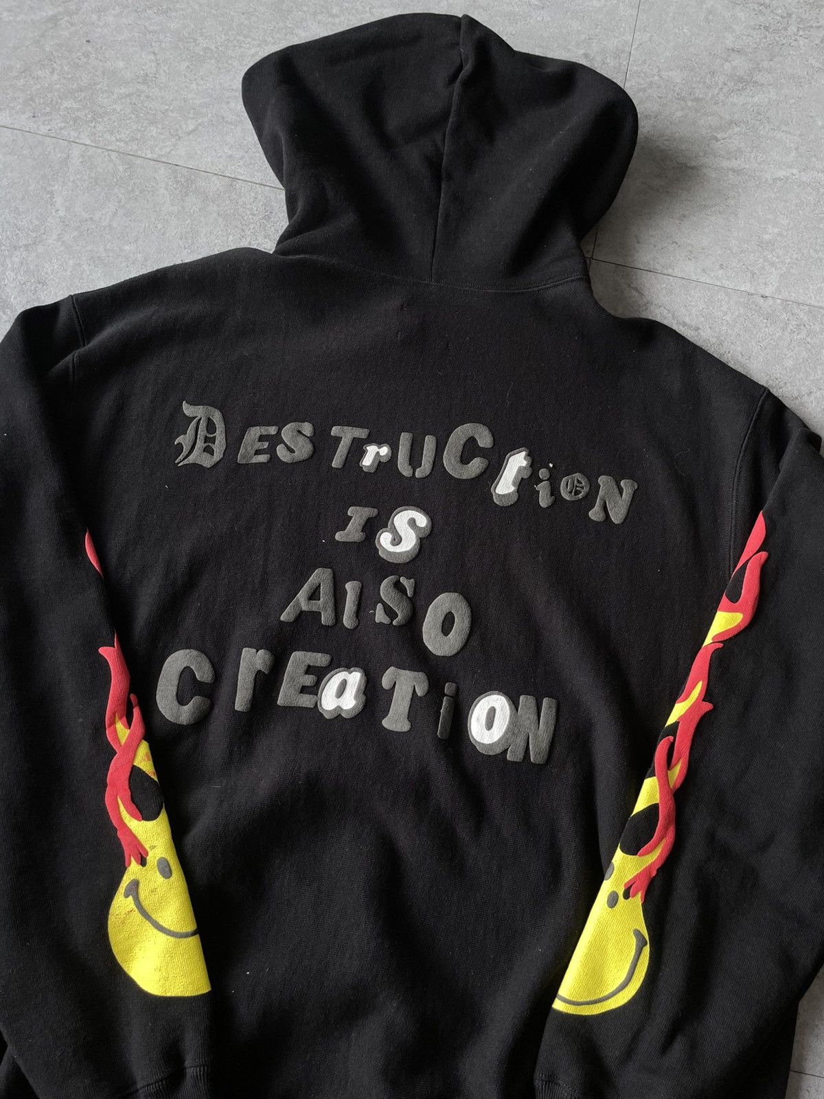 READYMADE READYMADE SMILE HOODIE Size US XL / EU 56 / 4 - 2 Thumbnail