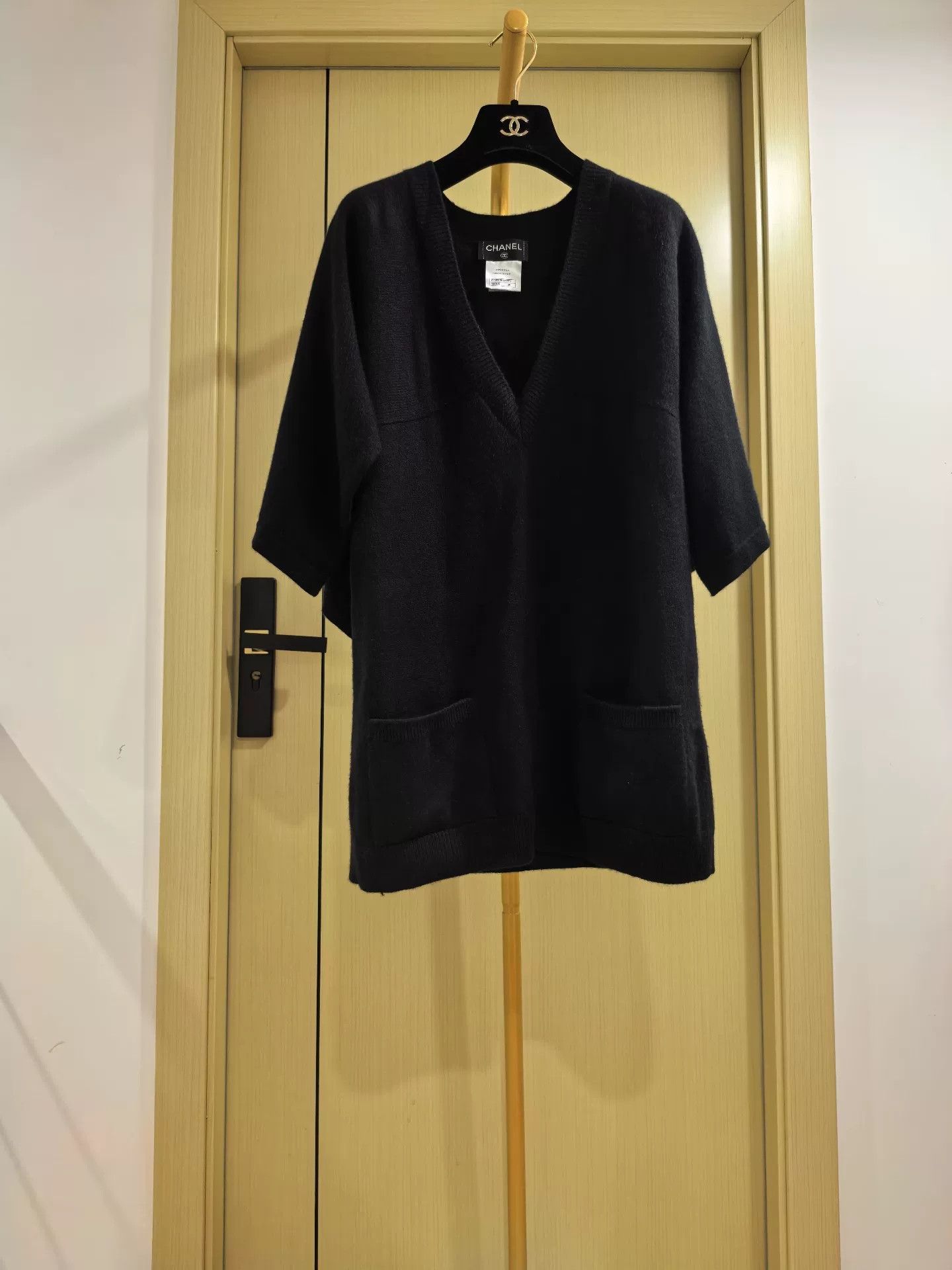 Chanel Chanel Black Cashmere Knit Poncho Sweater Size S / US 4 / IT 40 - 1 Thumbnail