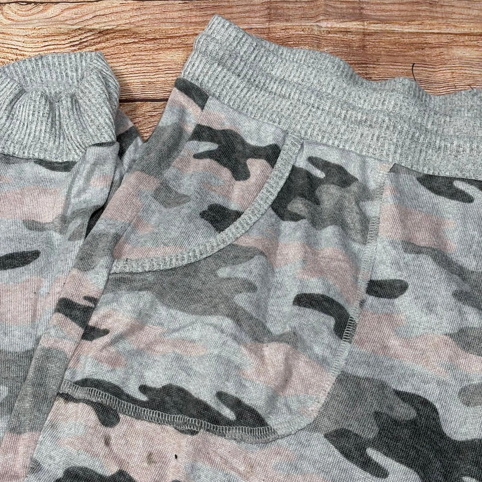 Other Secret Treasures Women's Camo Lounge Pants 3X Size ONE SIZE - 2 Thumbnail