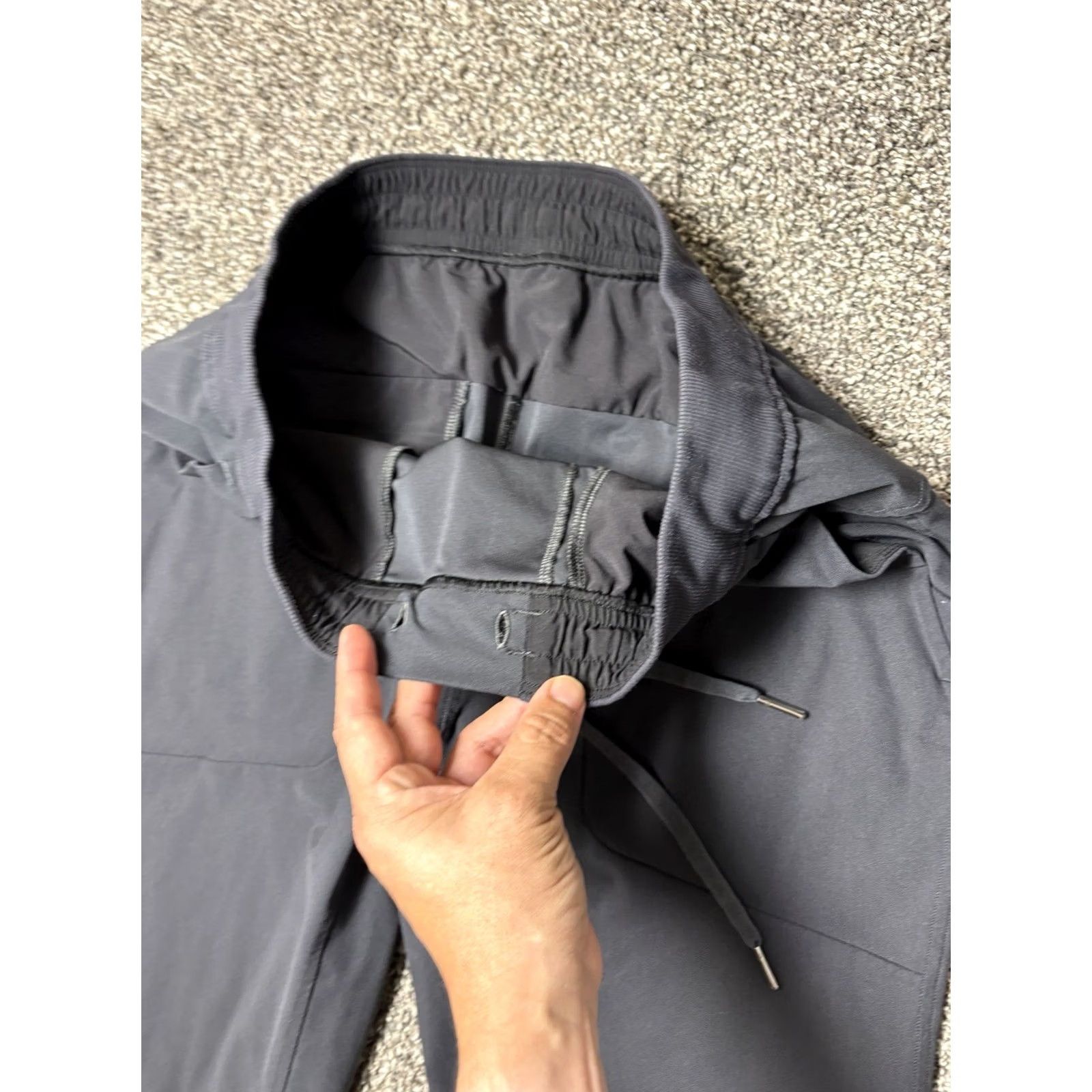 Lululemon Lululemon ABC Jogger Pants Men Medium Dark Gray Stretch Warpstreme LM5574s Size US 31 - 7 Thumbnail