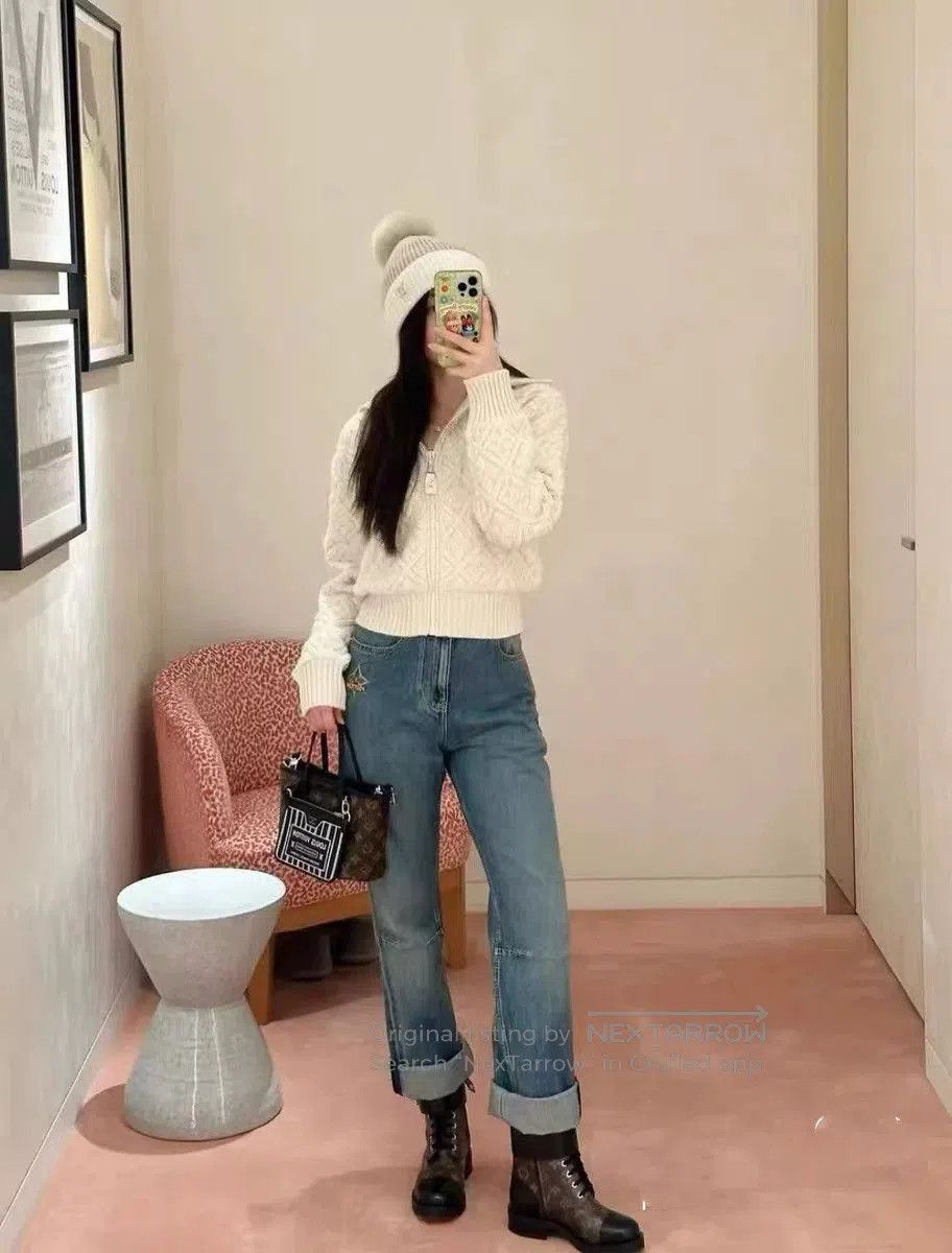 Louis Vuitton Louis Vuitton 24 Ski Blue Straight Jeans. Size 35" - 1 Thumbnail