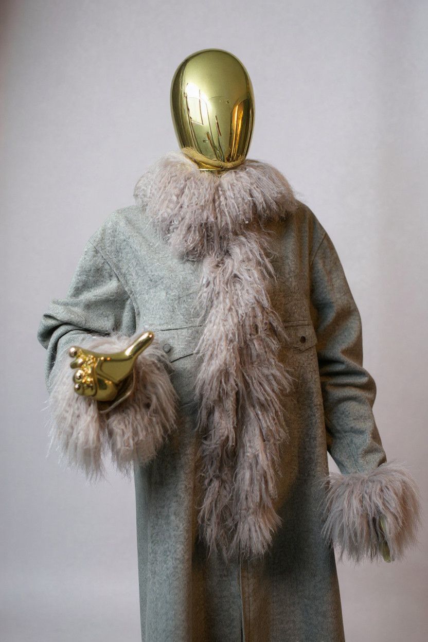 Other Custom-made Gray Long Coat with Real mongolian-fur Size US L / EU 52-54 / 3 - 1 Thumbnail
