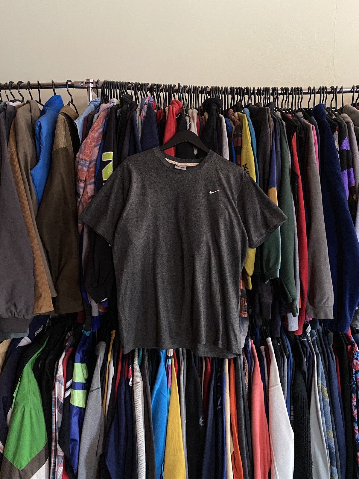 Nike VINTAGE NIKE BASIC GREY T-SHIRT Y2k Size US L / EU 52-54 / 3 - 1 Thumbnail