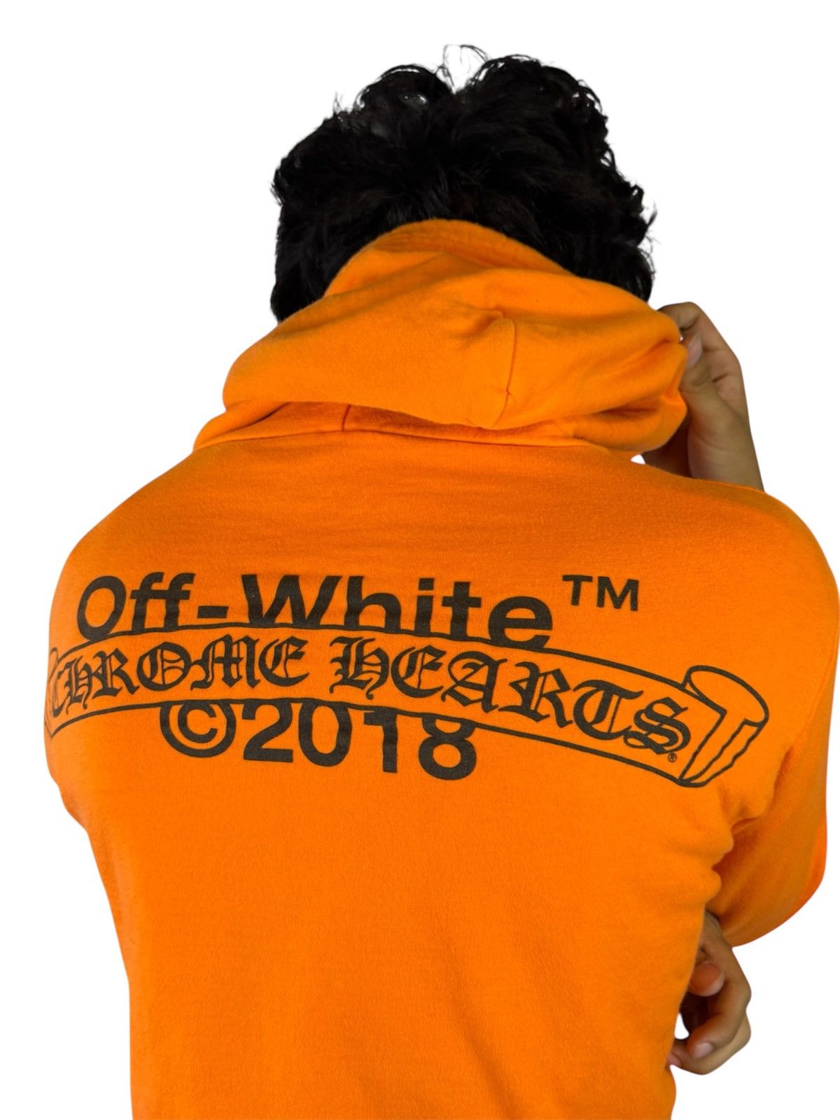 関税込 OFF-WHITE Chrome Hearts 2018 Hoodie パーカー OFF-WHITE x Chrome Hearts 2018 Hoodie Orange/Black Men's - US
