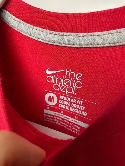 Nike Nike T-shirt vintage size M red striped logo sportswear Size US M / EU 48-50 / 2 - 3 Thumbnail