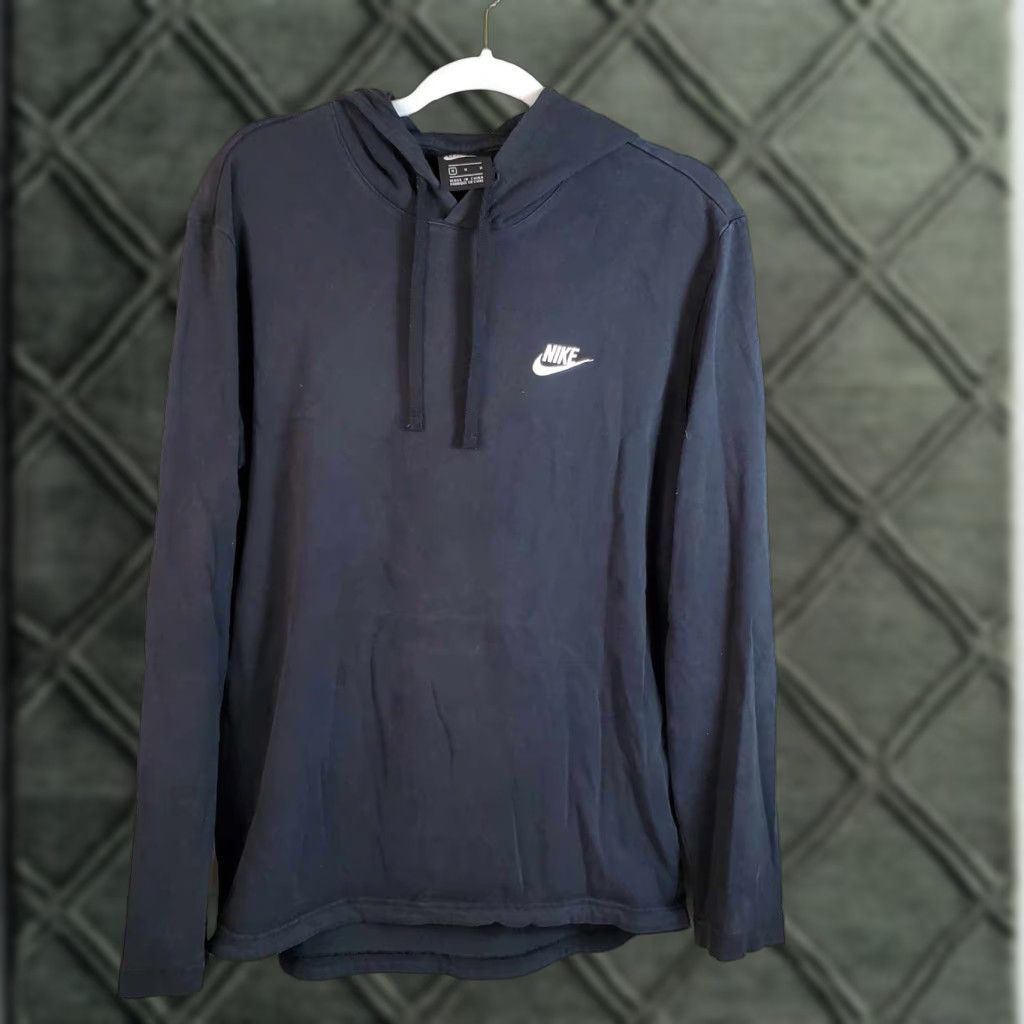 Nike Nike Hoodie Mens Light Weight Long Sleeved Shirt Medium M Black Pullover Hooded Breathable Lightweight Activewear Sportswear Shirt Mens M Black Nike Size US M / EU 48-50 / 2 - 1 Thumbnail