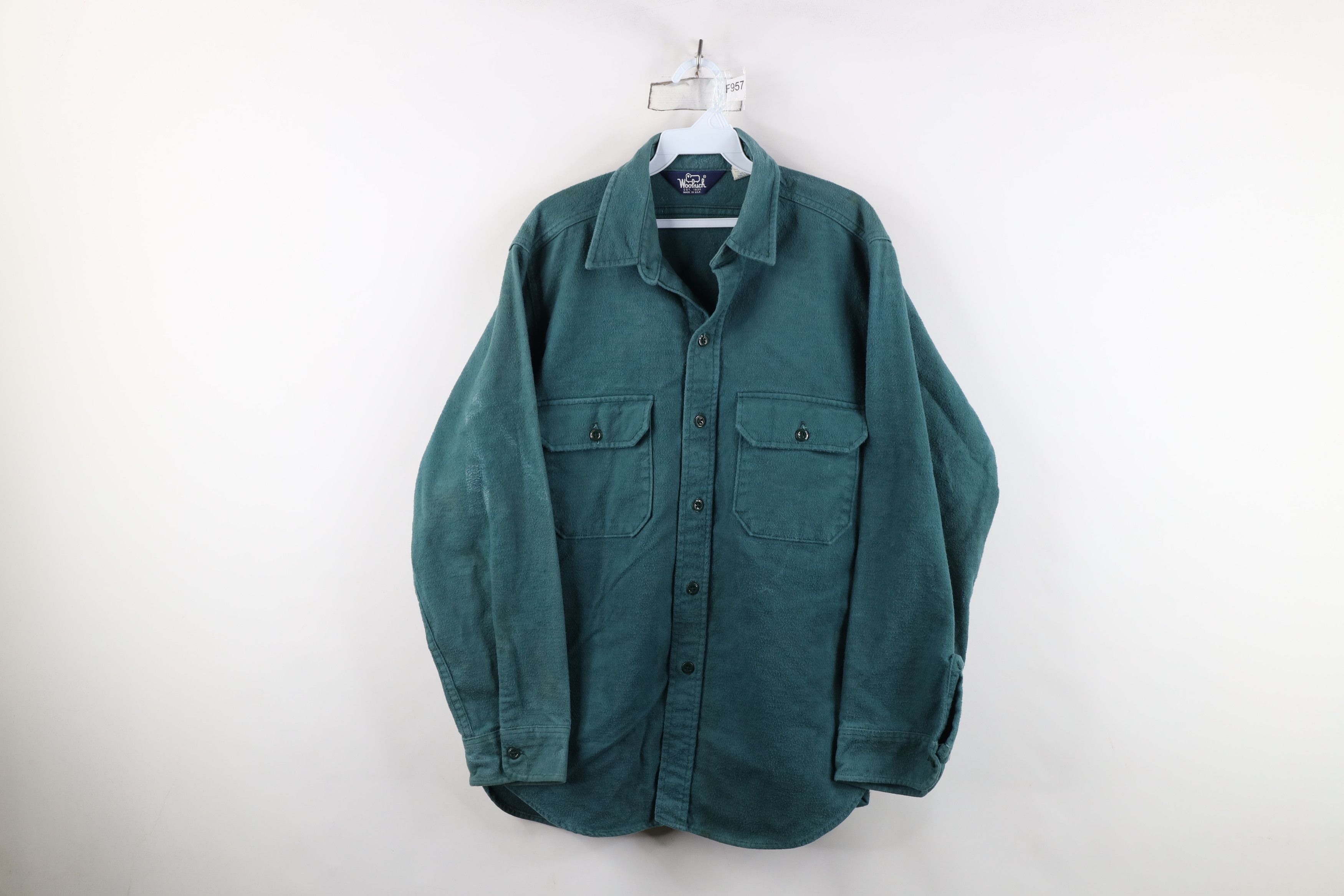 Woolrich Woolen Mills Vintage 90s Woolrich Heavy Chamois Cloth Button Shirt USA Size US L / EU 52-54 / 3 - 1 Thumbnail