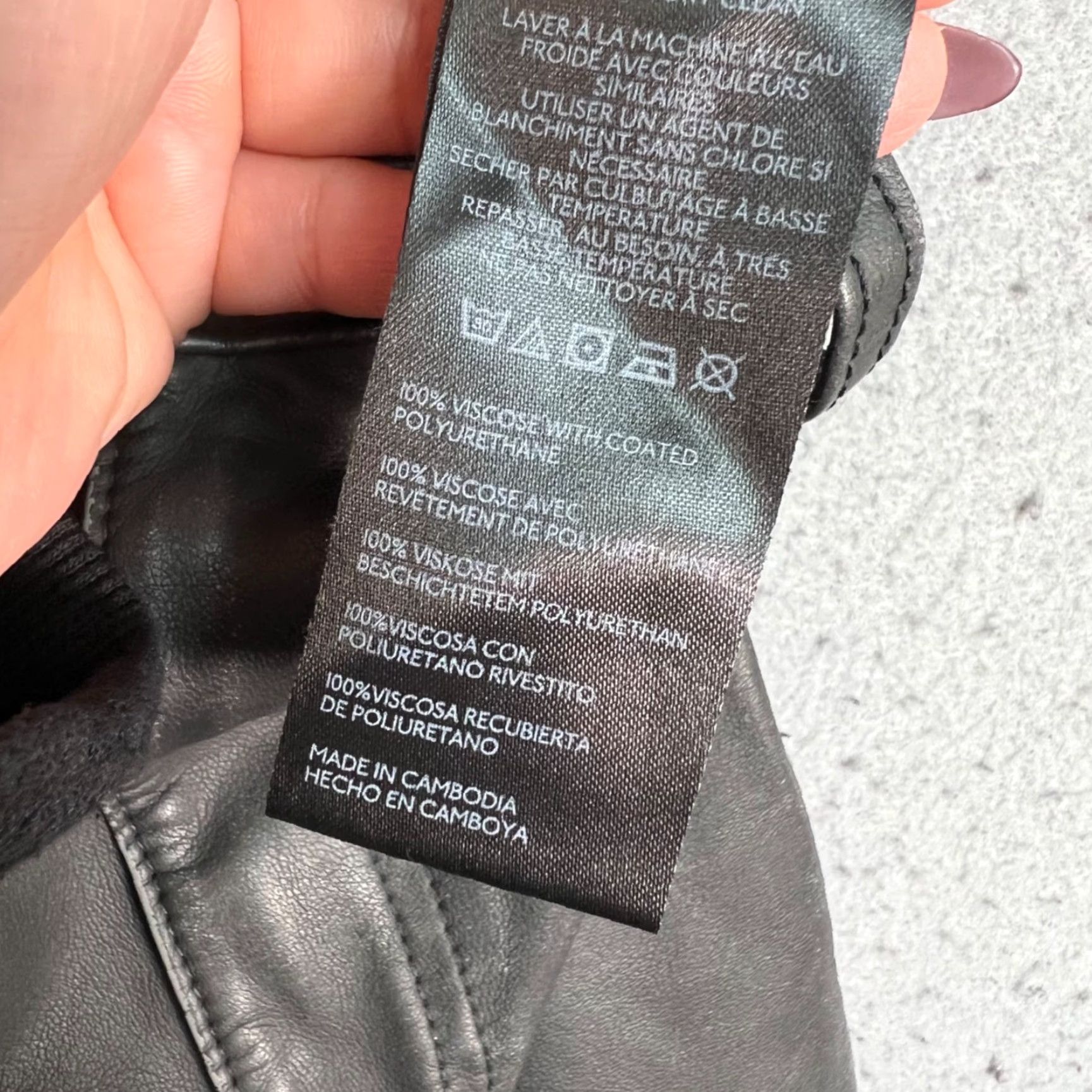 Vintage We The Free Misha High-Rise Wide Barrel Faux Leather Pants Womens Size 24 Black Size 42" / US 20 - 4 Thumbnail
