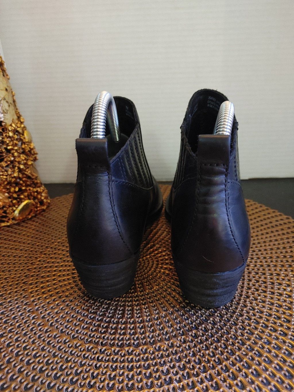 Born Born Beebe Ankle Booties Size 7M Size US 7 / IT 37 - 4 Thumbnail