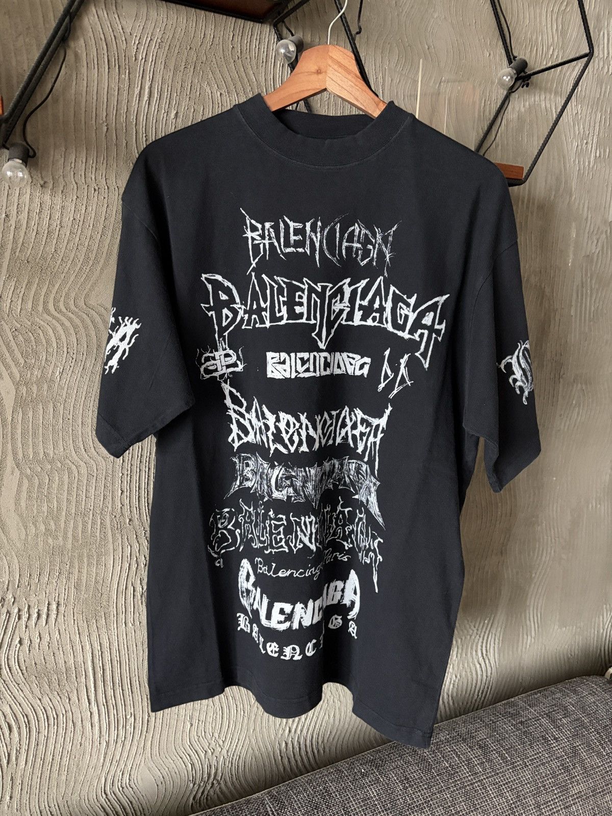 Balenciaga diy metal vintage tee XS