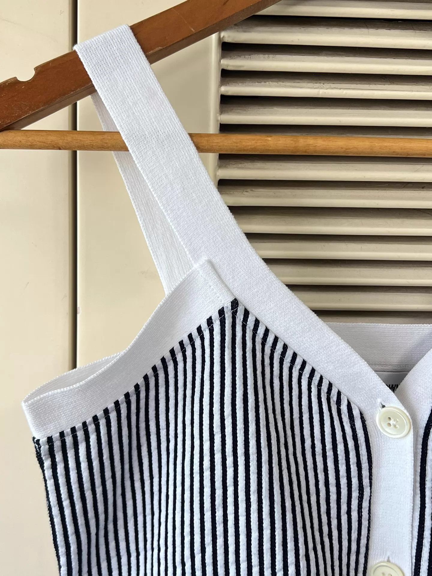 Thom Browne Thom Browne Women's Knit Cami Classic Stripe V-Neck 38 Size XS / US 0-2 / IT 36-38 - 3 Thumbnail