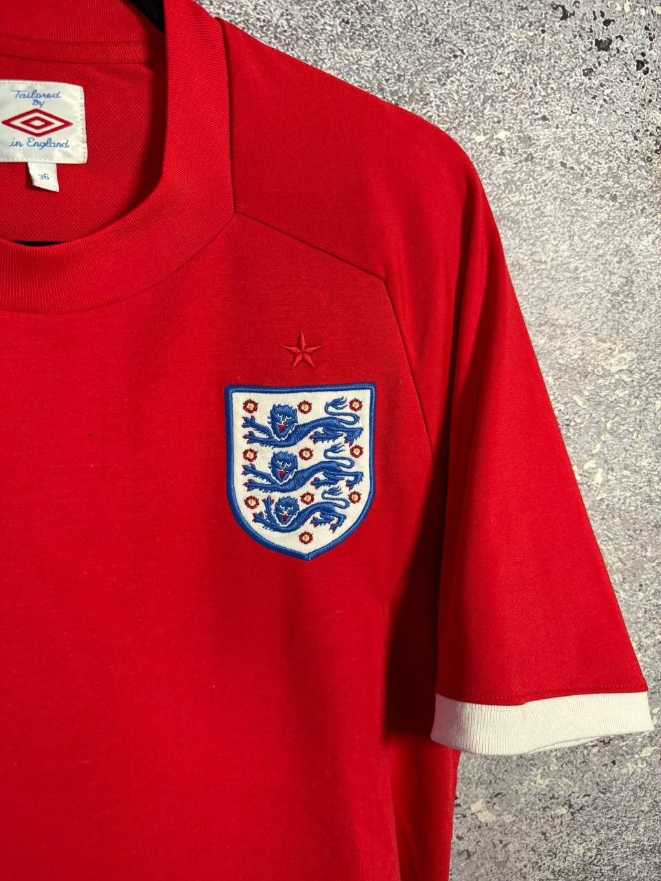 Vintage England National Team 2010 Umbro Soccer Jersey Size US M / EU 48-50 / 2 - 6 Thumbnail