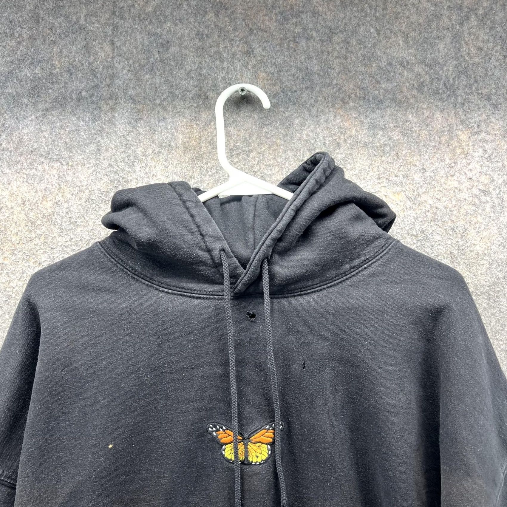 Brandy Melville VINTAGE Brandy Melville Hoodie Womens L Black Butterfly Embroidered Sweatshirt Size L / US 10 / IT 46 - 3 Thumbnail