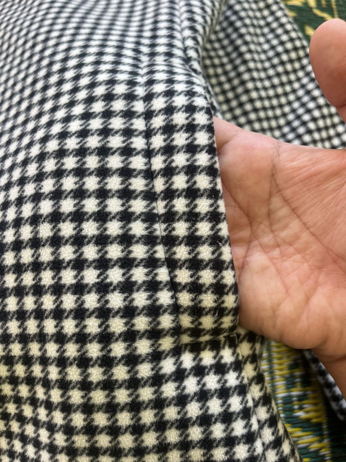 Uniqlo Uniqlo Houndstooth Hooded Fleece Coat Jacket Size M / US 6-8 / IT 42-44 - 5 Thumbnail