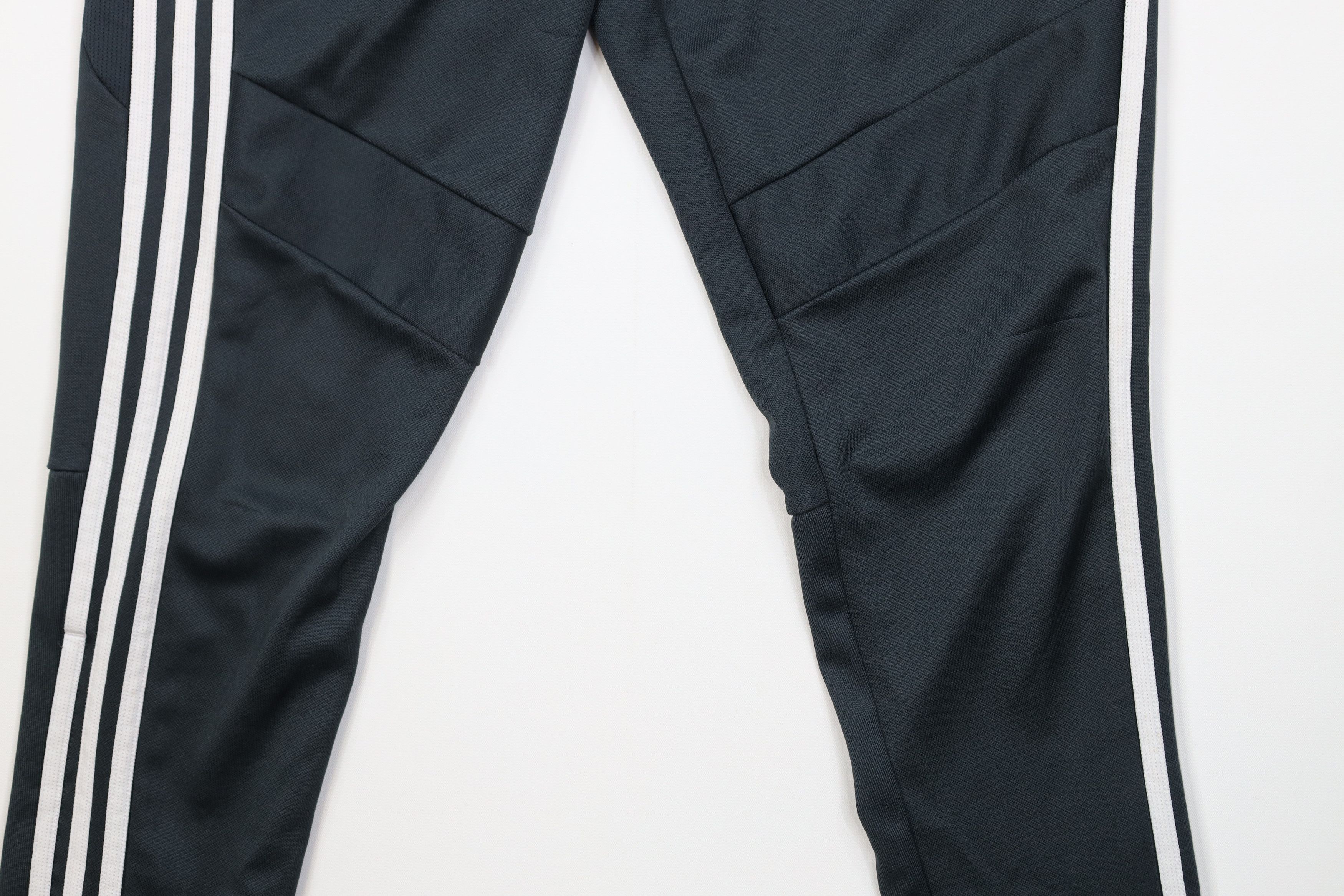 Adidas Vintage Y2K Adidas Tapered Leg Running Soccer Warm Up Pants Size US 32 / EU 48 - 3 Thumbnail