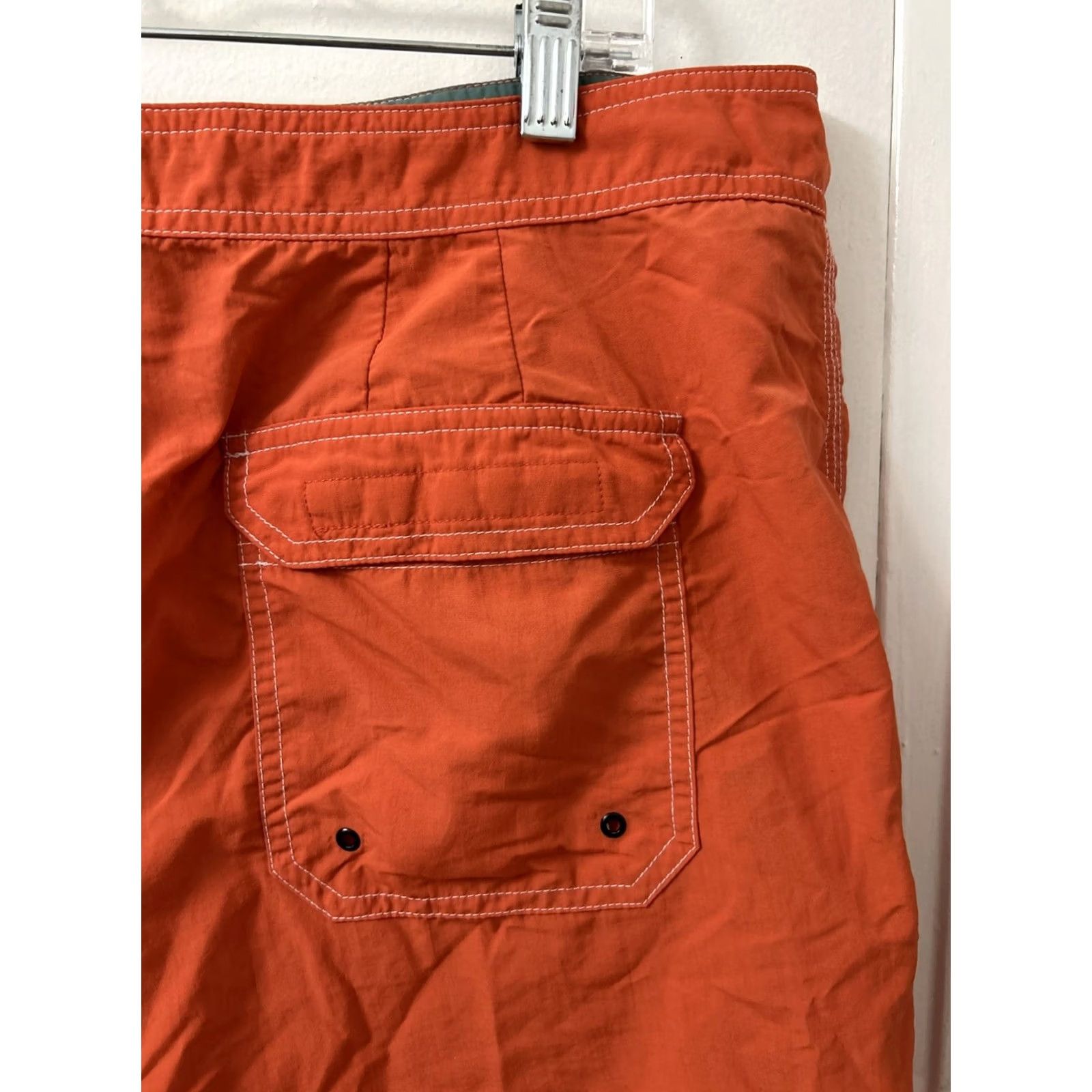 Vintage VINTAGE ll bean Shorts Mens 38 Orange Nylon Swim Trunks Pockets Drawstring Adjustable Waist Regular Inseam 7.5 in Athletic Outdoor 90s Mens Size US 38 / EU 54 - 7 Thumbnail