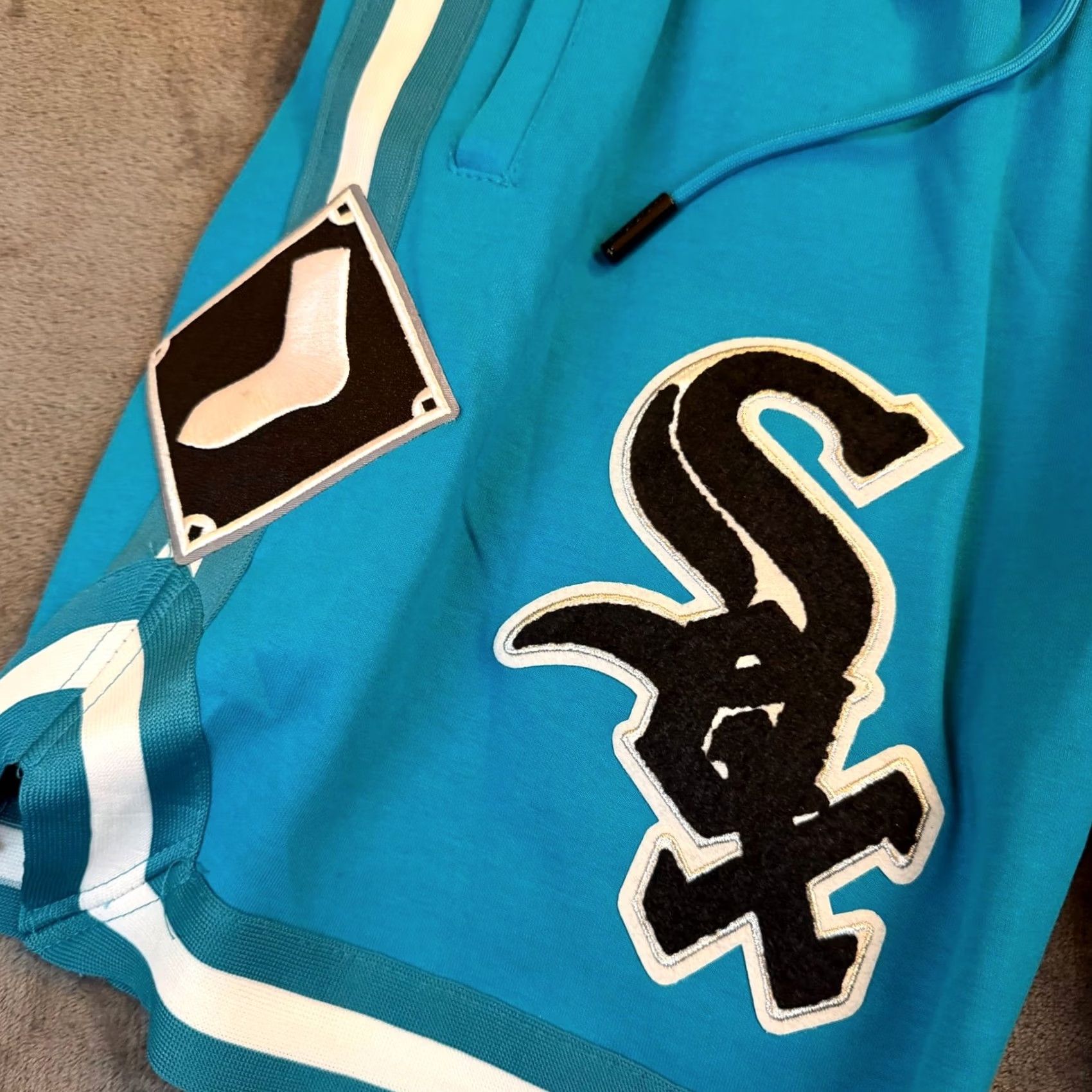 Pro Standard Pro Standard Chicago White Sox Shorts Baseball Aqua Blue Athletic Mens Small NWT Size US 29 - 3 Thumbnail
