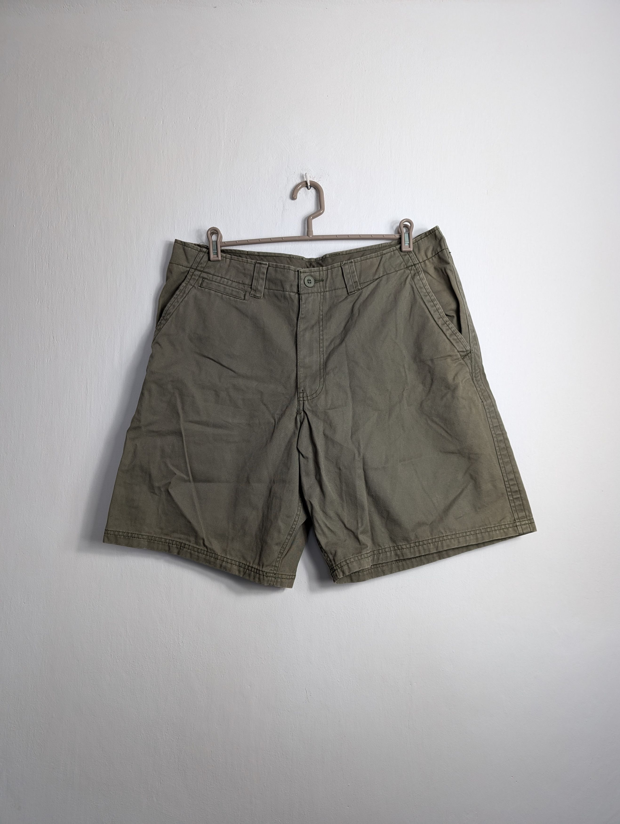 George Khaki Green Utility Outdoor Shorts Casual Cargo Style Size US 38 / EU 54 - 1 Thumbnail