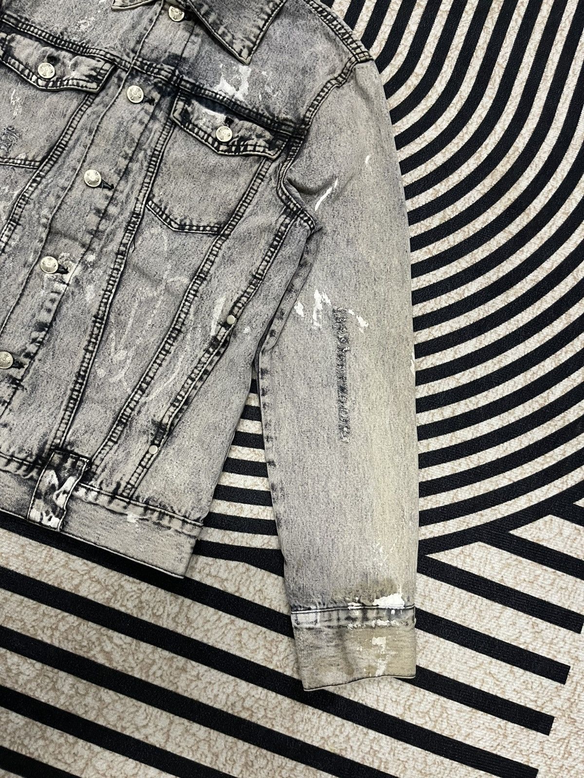In The Attic 2000s IN THE ATTIC MUDWASH DISTRESSED DENIM BIKER JACKET Size US M / EU 48-50 / 2 - 5 Thumbnail