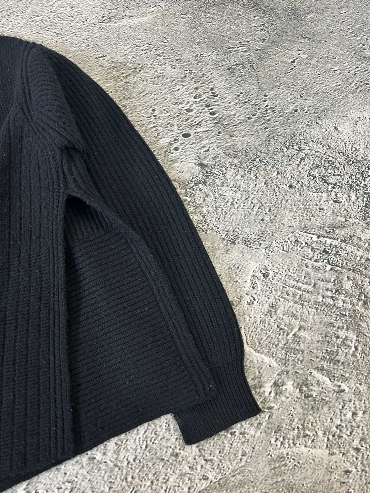 Helmut Lang Helmut Lang Sweater Black boxy knit wool yak cashmere Size US M / EU 48-50 / 2 - 6 Thumbnail